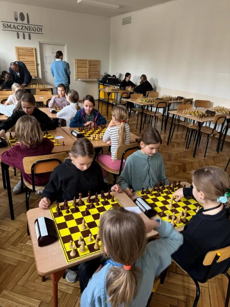 483492472_1239096437829397_5094182250952180649_n_768x1024_jpg