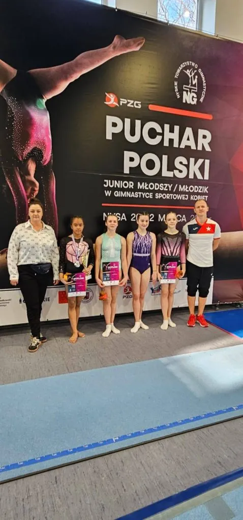 485355655_1166727198657391_1723165040870630796_n_478x1024_jpg